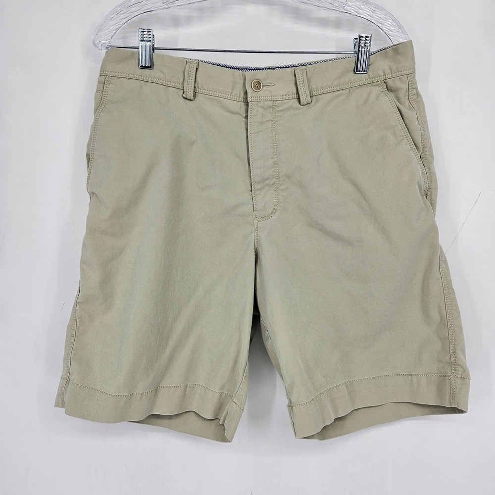 Tommy Bahama Shorts Mens 32 Flat Front Chinos Casual Preppy Tan